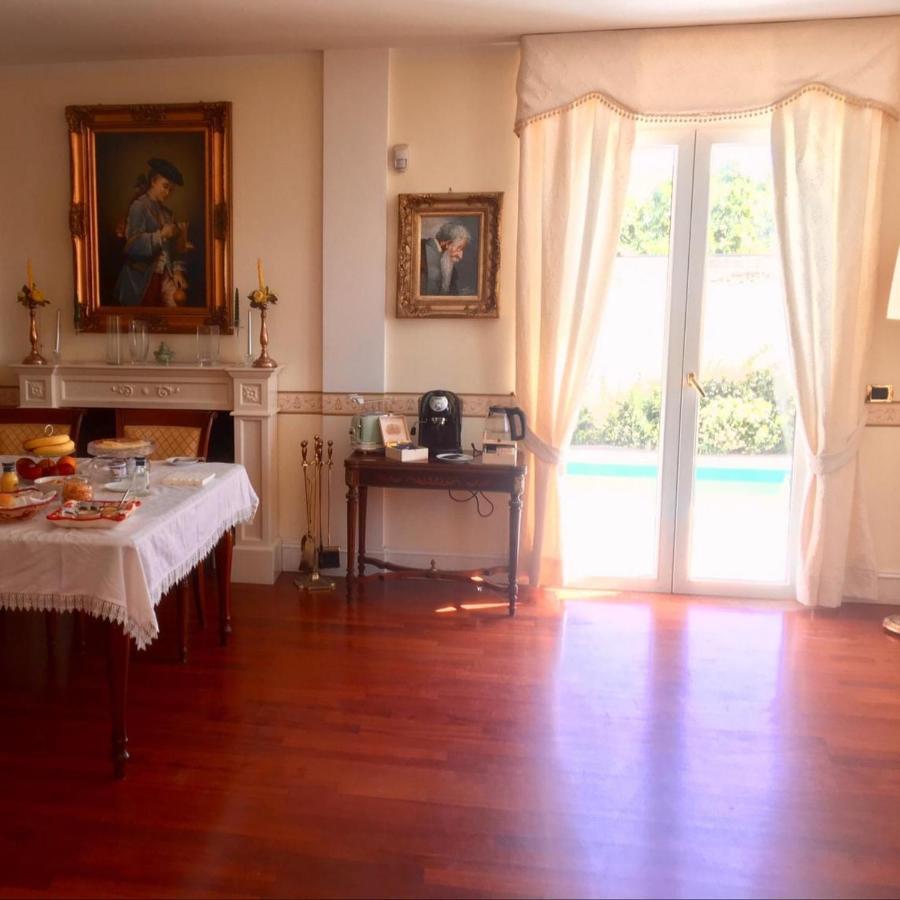 Villa Luce B&B 奧爾比亞 外观 照片
