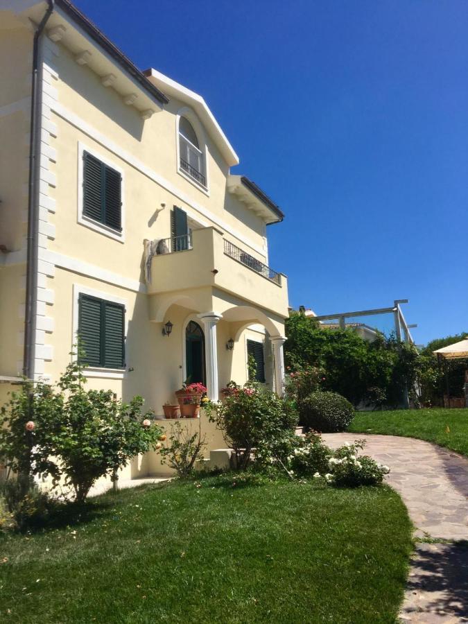 Villa Luce B&B 奧爾比亞 外观 照片
