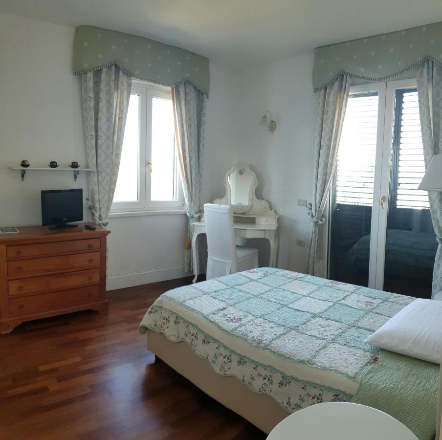 Villa Luce B&B 奧爾比亞 外观 照片